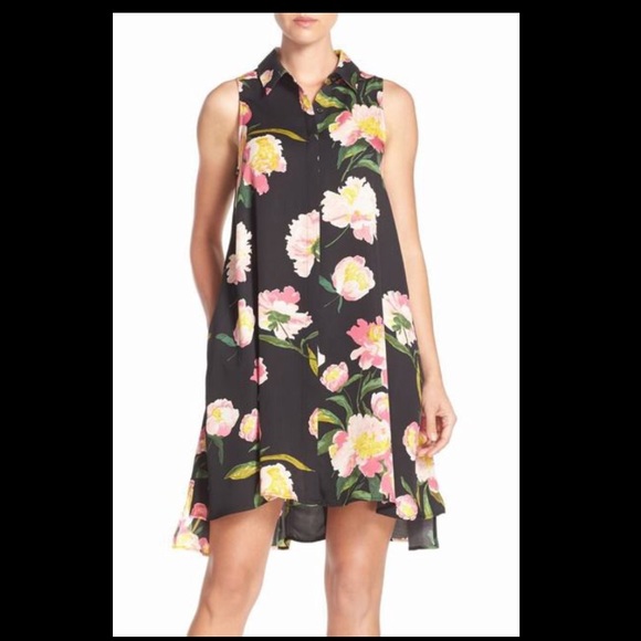 Adrianna Papell Dresses & Skirts - NWOT Adrianna Papell Black Floral Dress